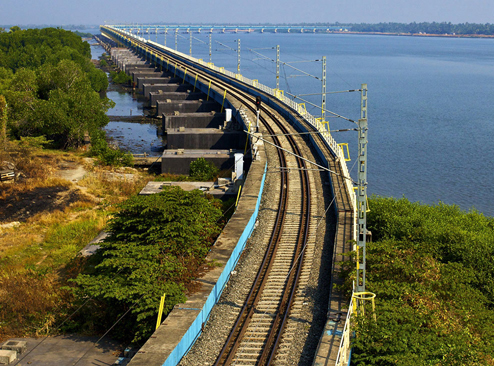 Vallarpadam Rail Bridge